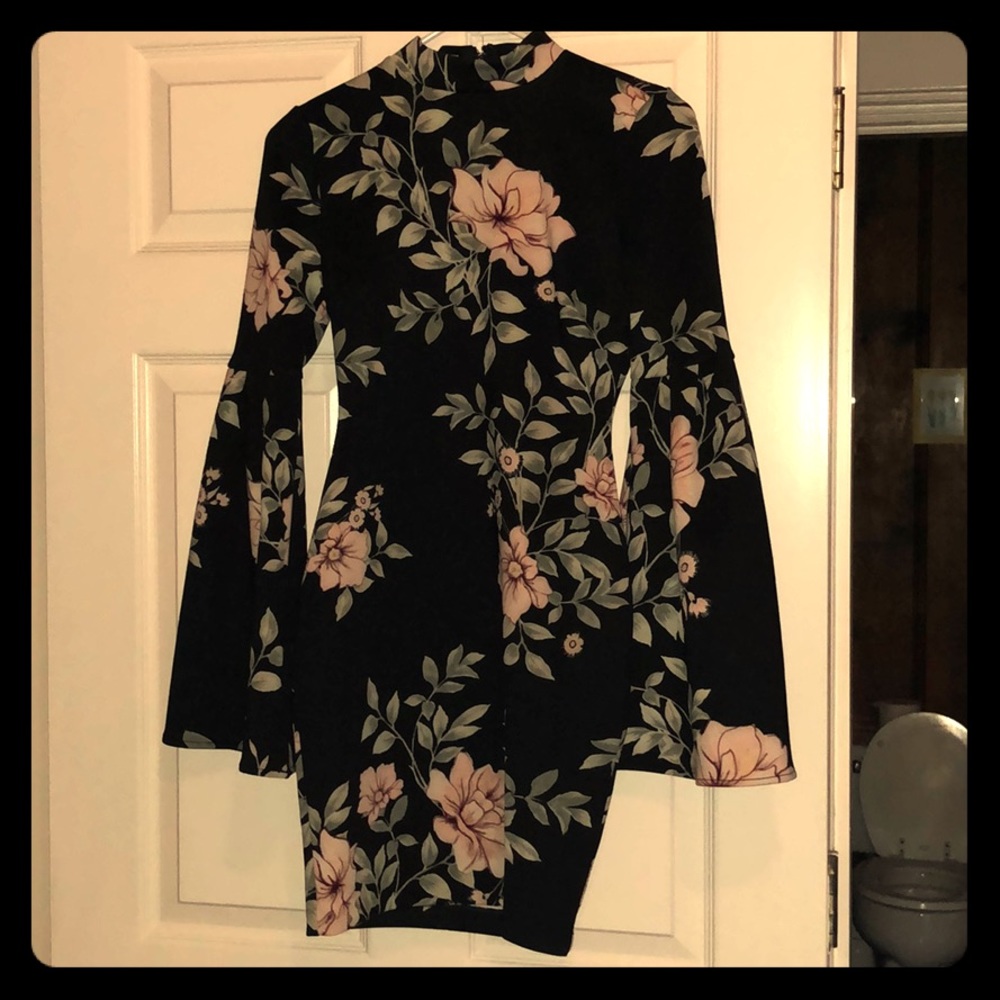 Guess flower dress